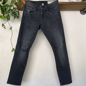 listing-status-banner